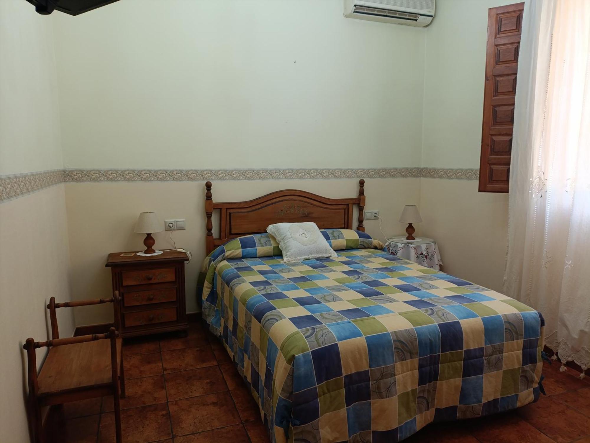 Homestay Con Piscina Pinoso